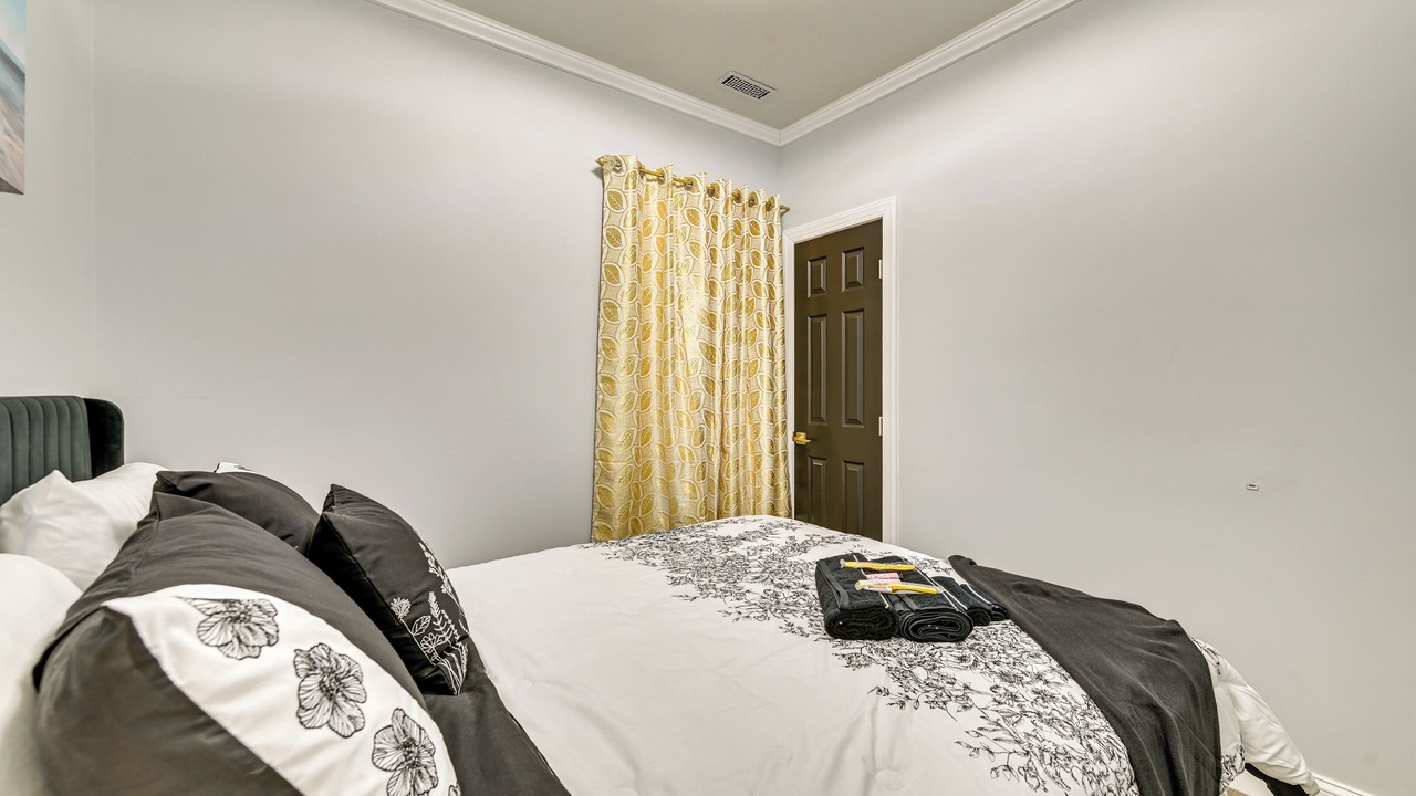 Photo of Bedroom in Schenectady