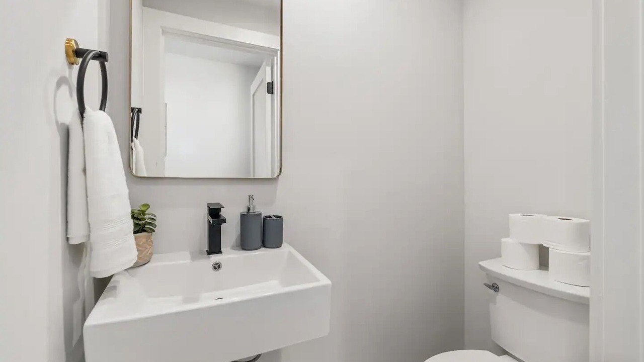 Photo of Bathroom in West Dallas