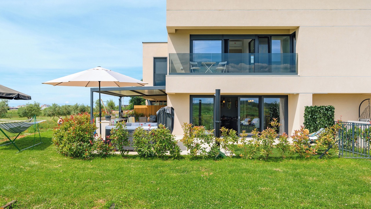Photo of Outdoor in Finida