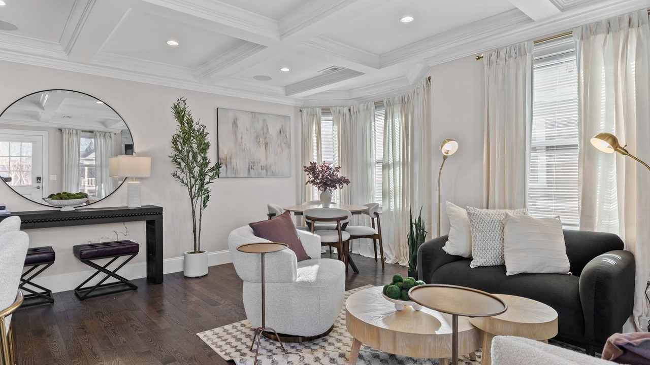 Photo of Livingroom in Winter Hill