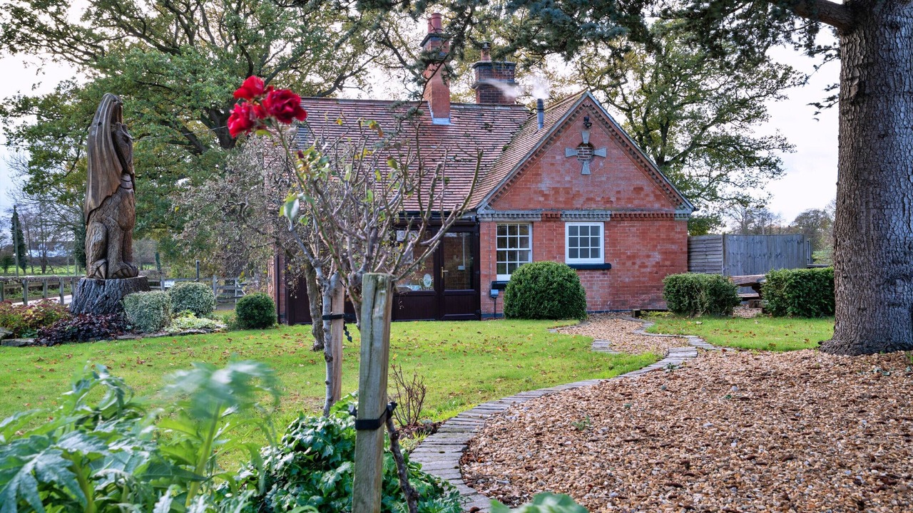 Photo of Outdoor in Dalbury Lees