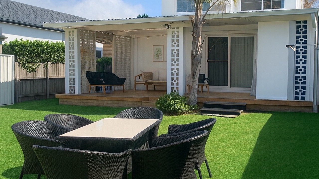 Photo of Patio Balcony in Brighton-le-Sands