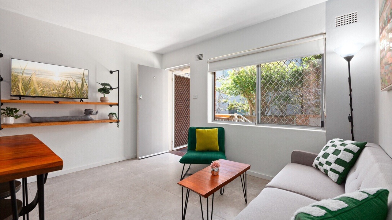 Photo of Livingroom in Curl Curl