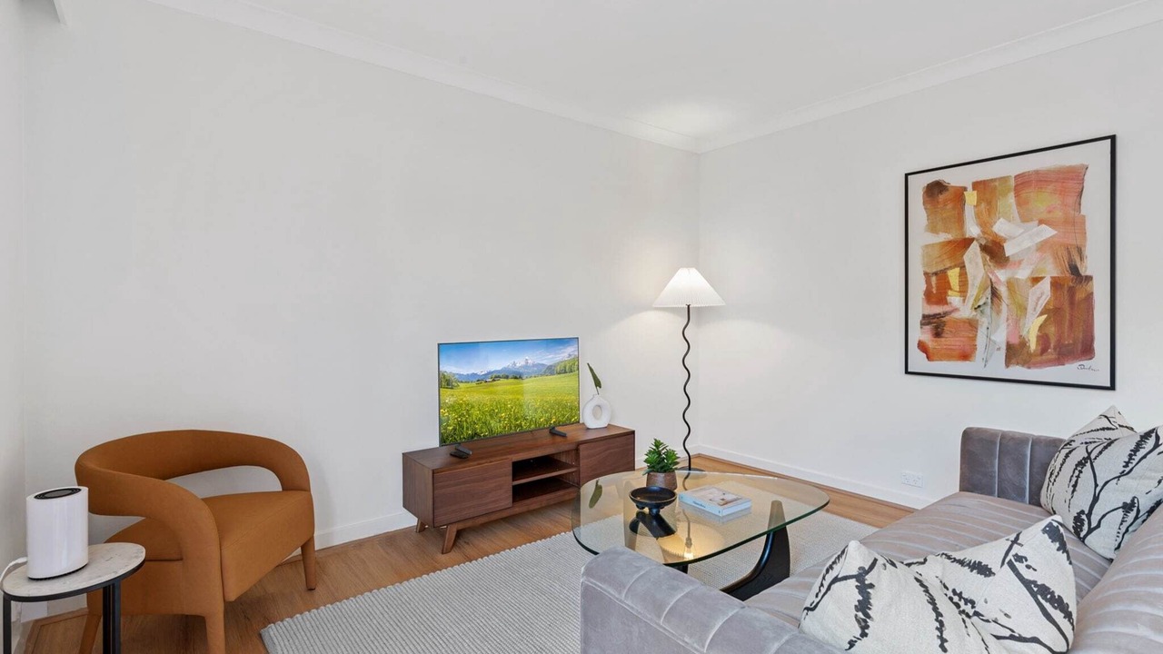 Photo of Livingroom in Camperdown