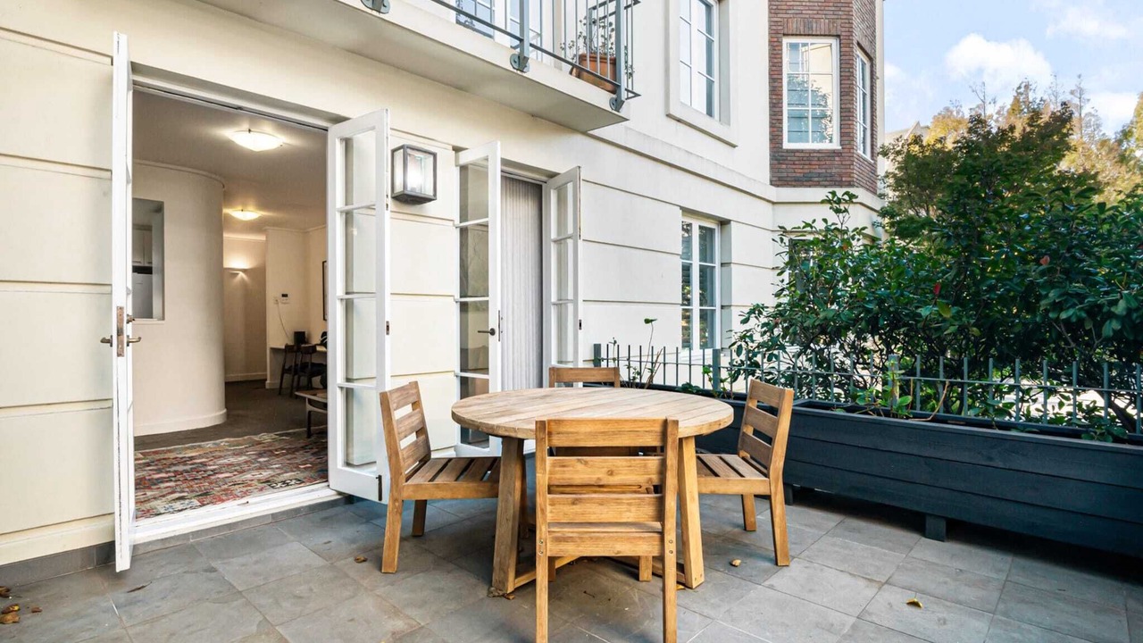 Photo of Patio Balcony in East Melbourne