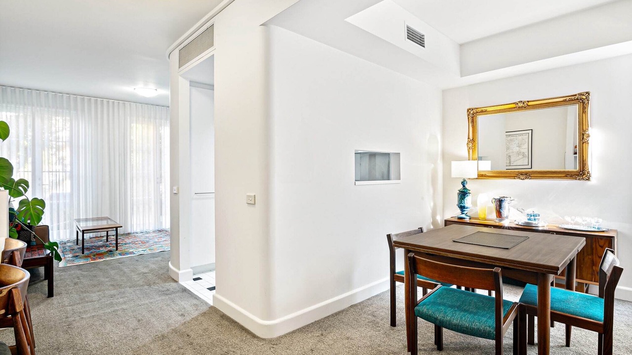 Photo of Livingroom in East Melbourne