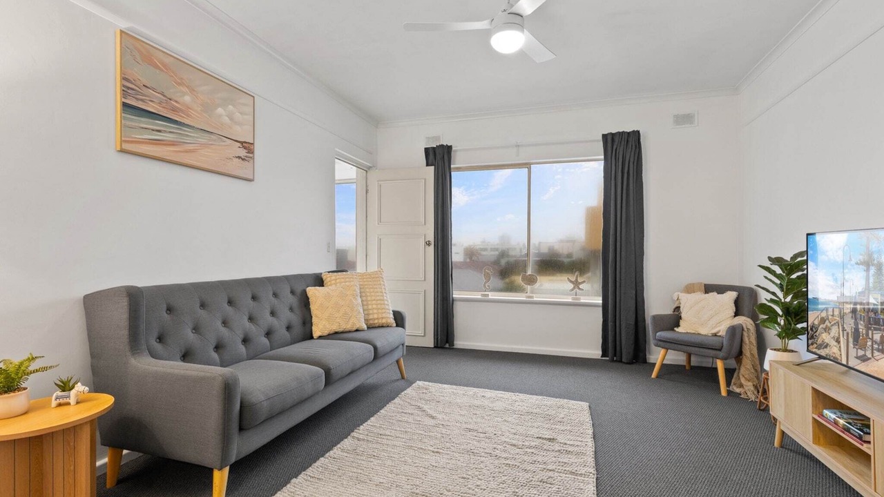 Photo of Livingroom in Glenelg North
