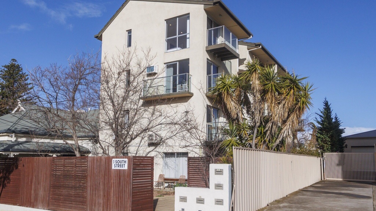 Photo of Others in Henley Beach