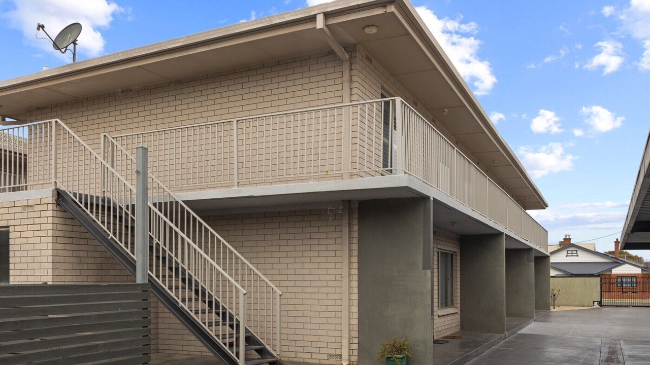 Photo of Others in Largs Bay