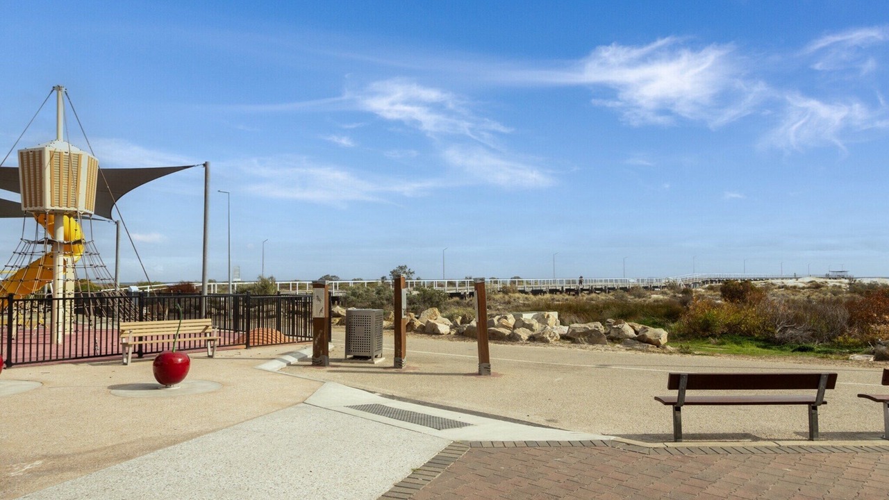 Photo of Others in Largs Bay