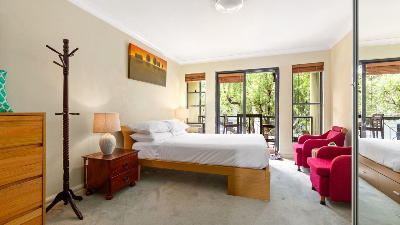 Photo of Others in Alexandria