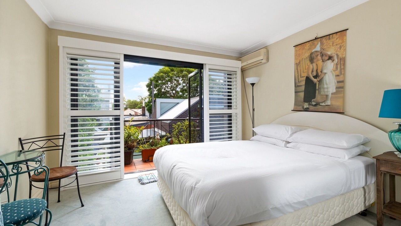 Photo of Others in Alexandria