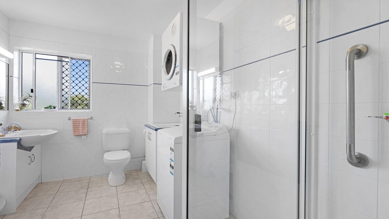 Photo of Bathroom in Torquay