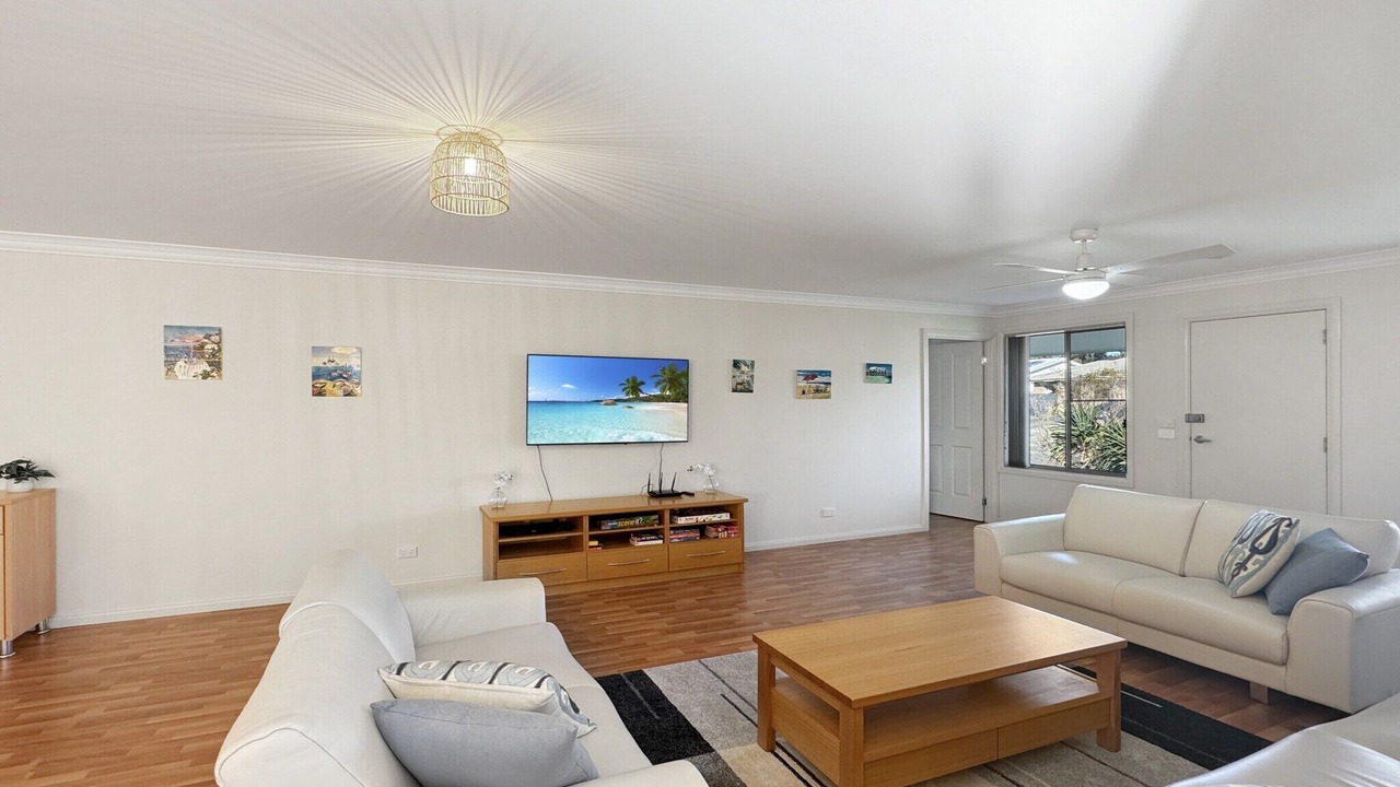 Photo of Livingroom in Broulee