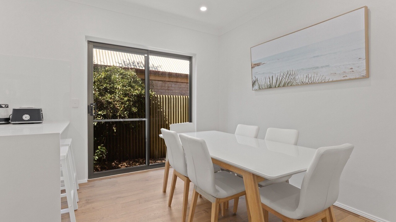 Photo of Livingroom in Glenelg South