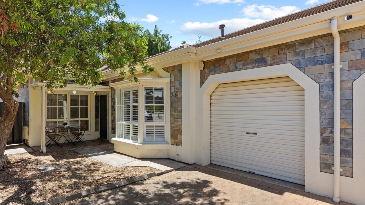 Photo of Outdoor in Glenelg South