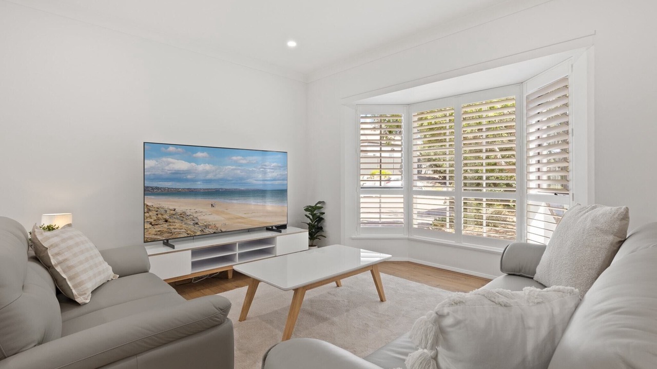 Photo of Livingroom in Glenelg South