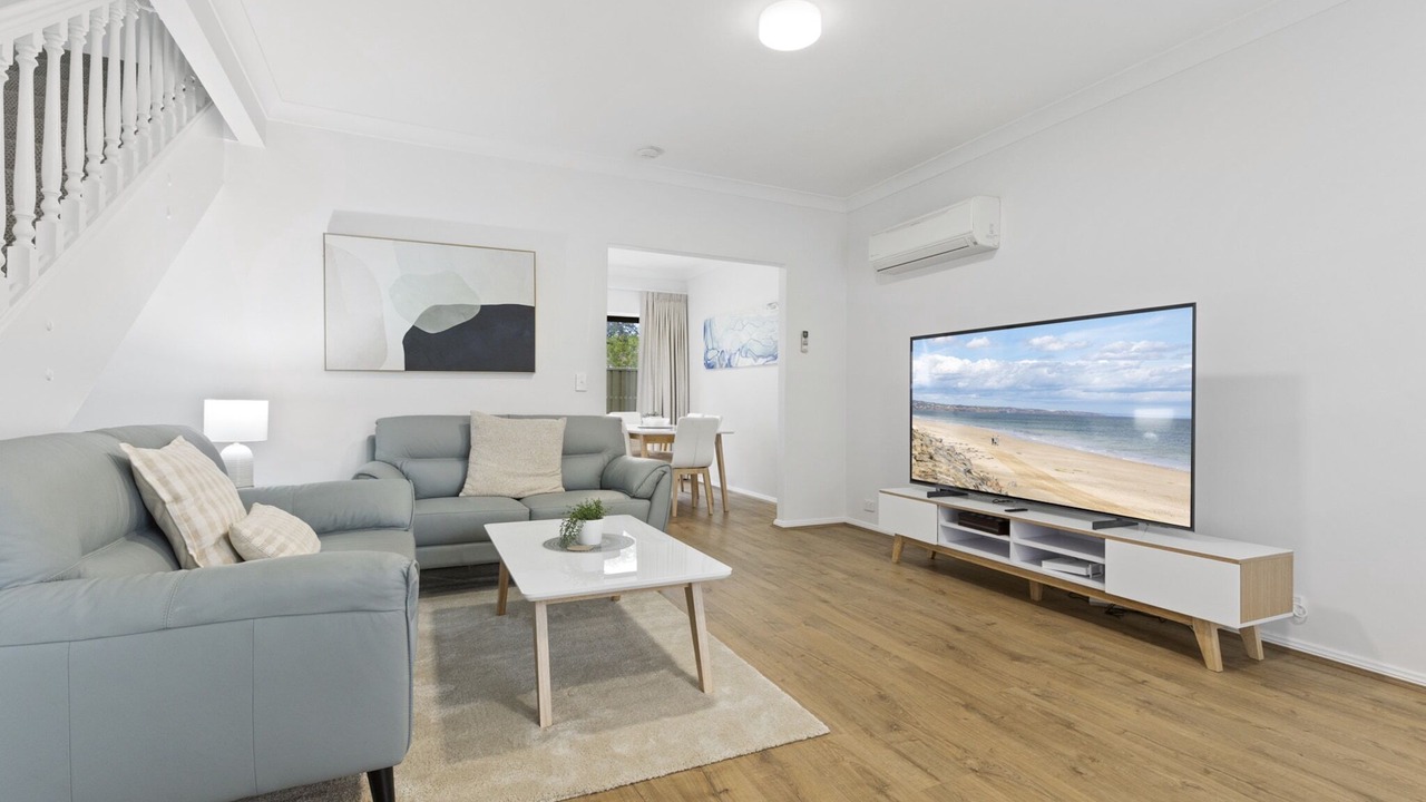 Photo of Livingroom in Glenelg South