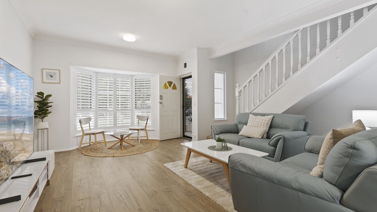 Photo of Livingroom in Glenelg South