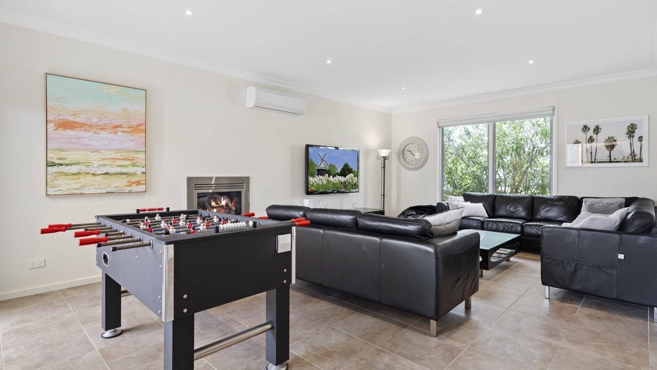 Photo of Livingroom in Safety Beach