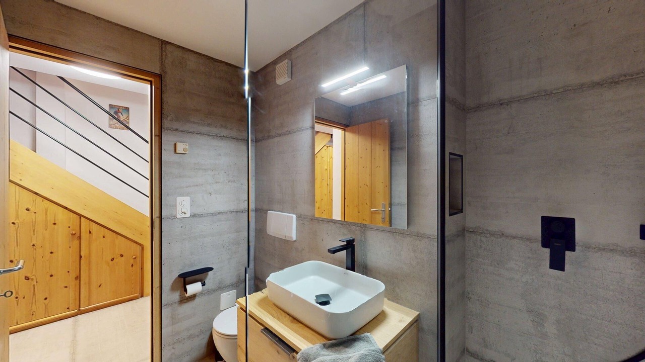 Photo of Bathroom in Maloja