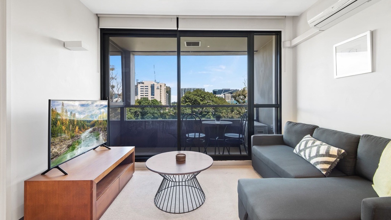 Photo of Livingroom in Carlton South