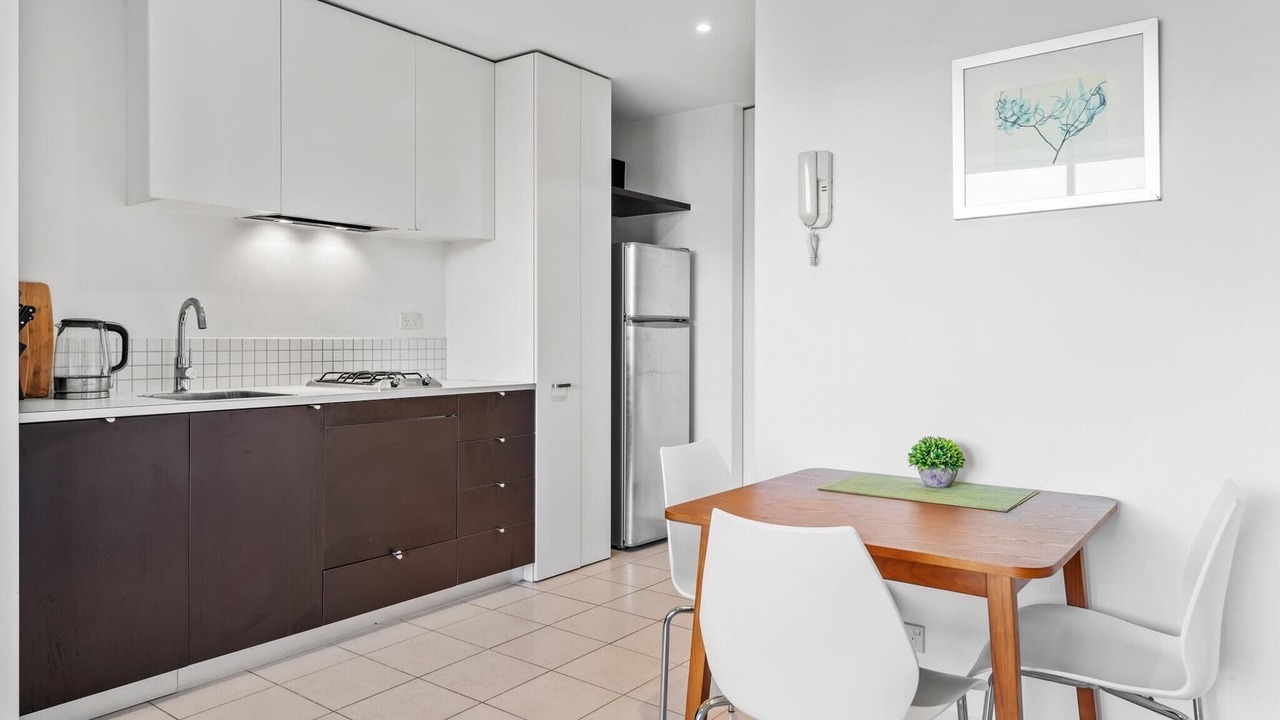 Photo of Livingroom in Carlton South