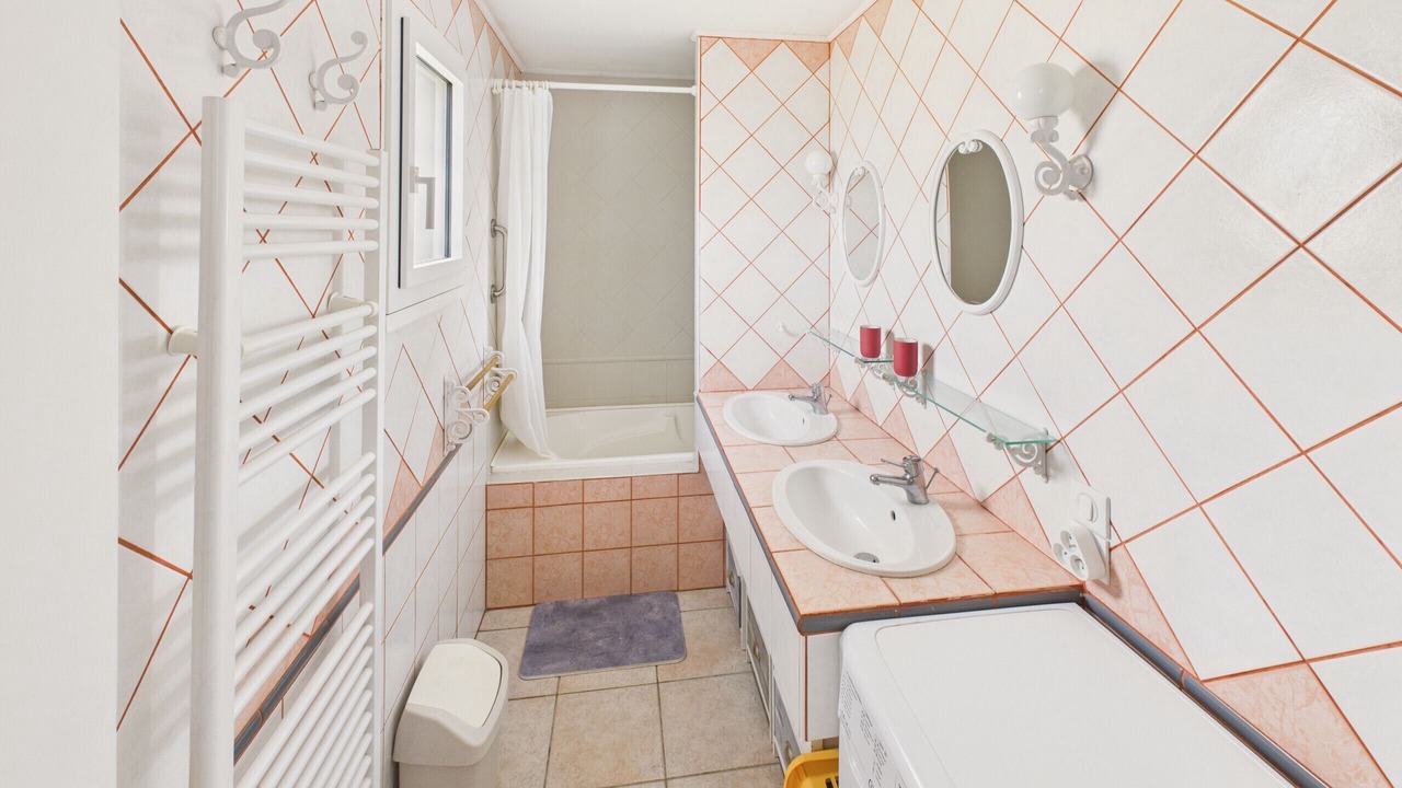 Photo of Bathroom in Plazac