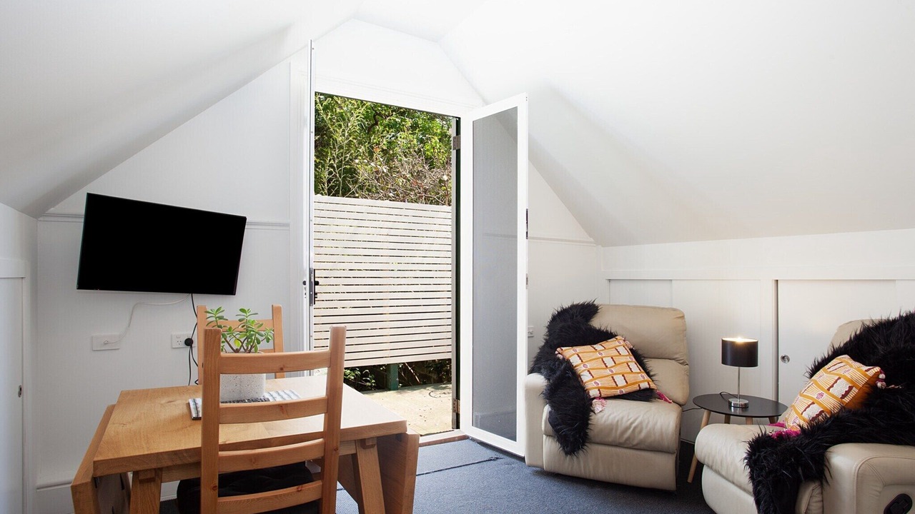 Photo of Livingroom in Woolwich