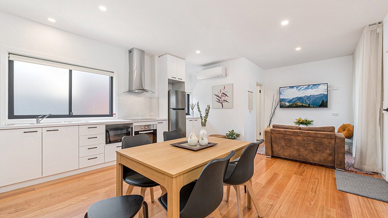 Photo of Livingroom in Carnegie