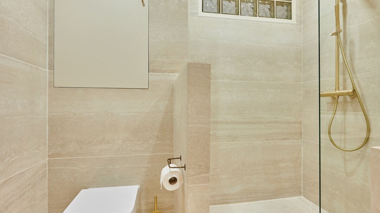 Photo of Bathroom in Les Halles