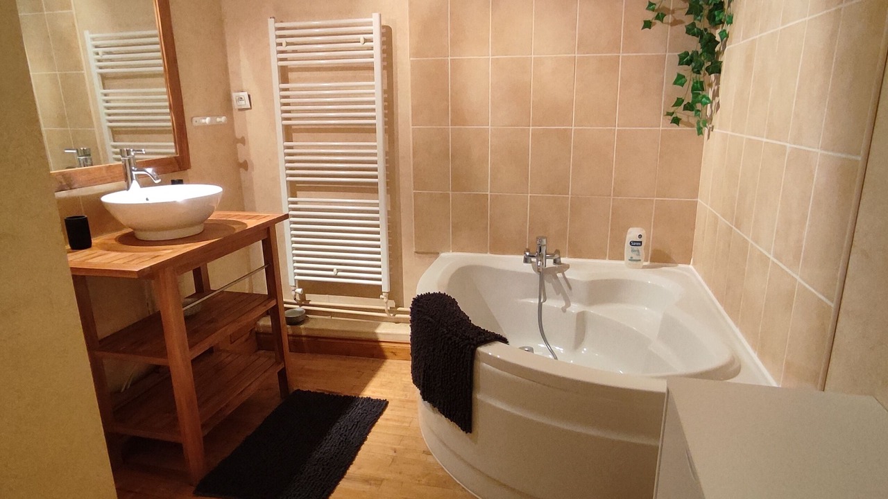 Photo of Bathroom in Xambes