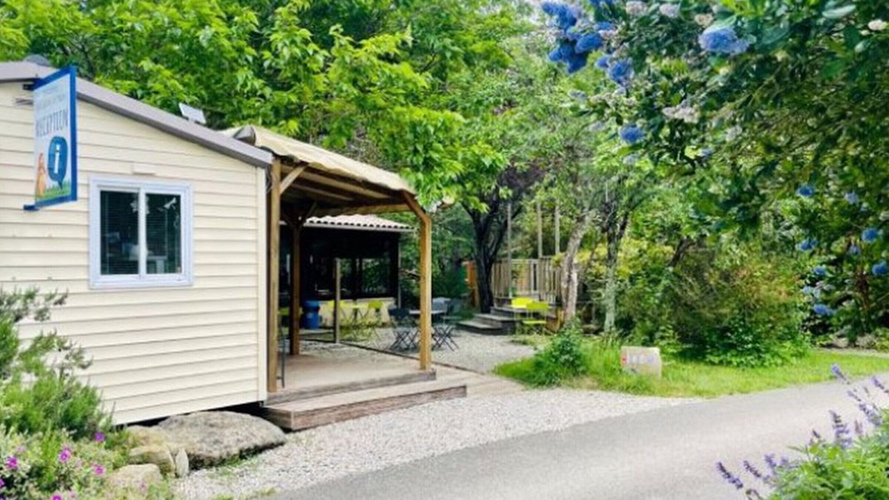 Photo of Outdoor in Camon