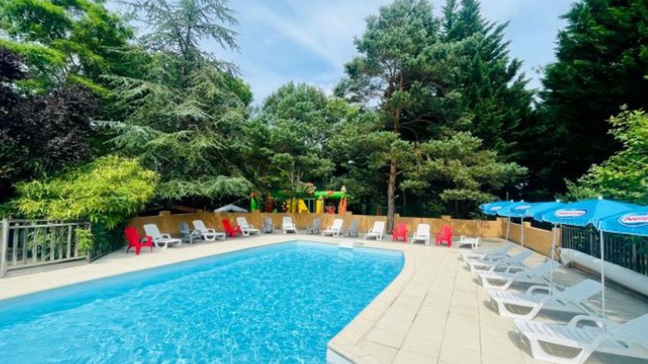 Photo of Outdoor in Camon