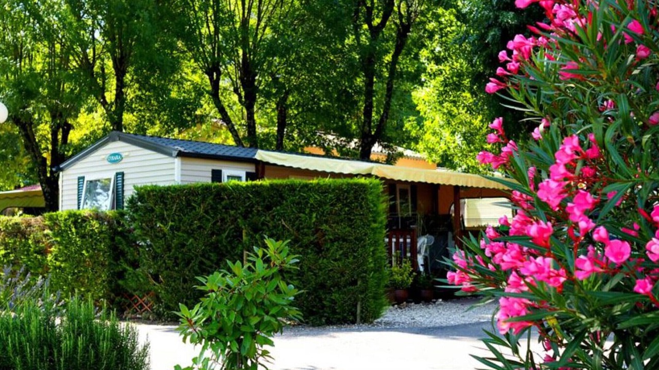 Photo of Outdoor in Salavas