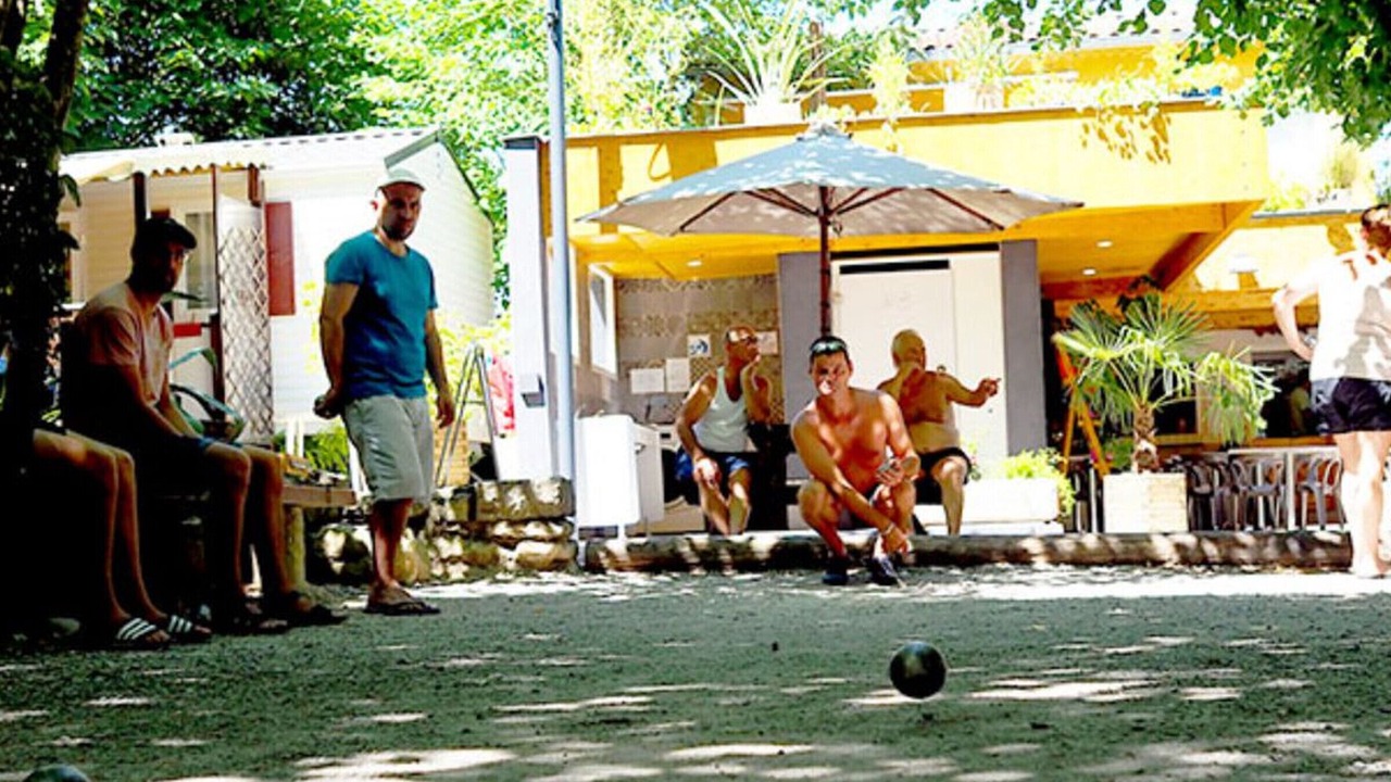 Photo of Outdoor in Salavas