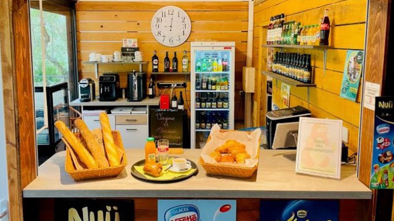 Photo of Others in Camon