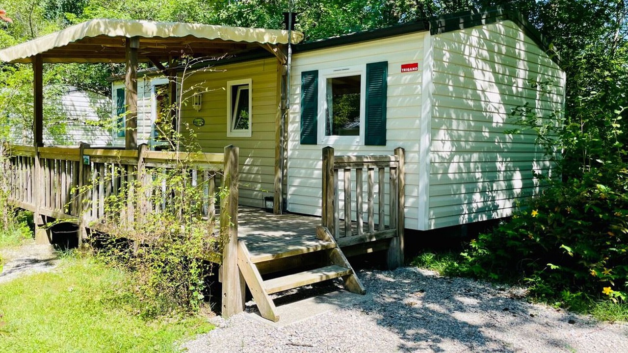 Photo of Outdoor in Camon