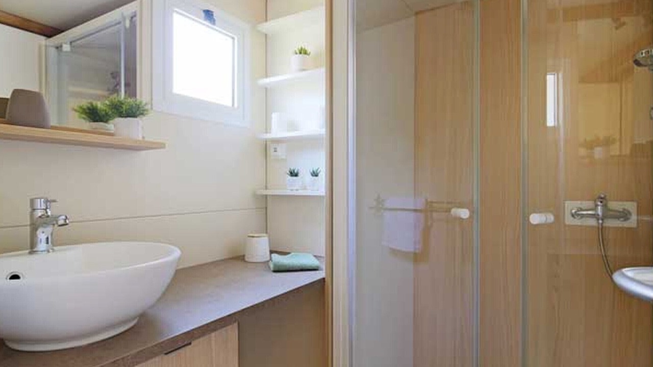 Photo of Bathroom in Lablachere