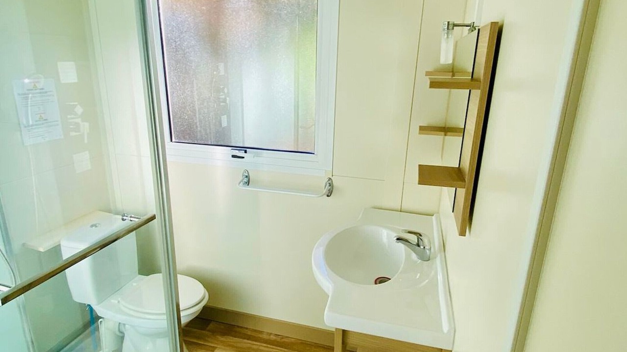 Photo of Bathroom in Camon