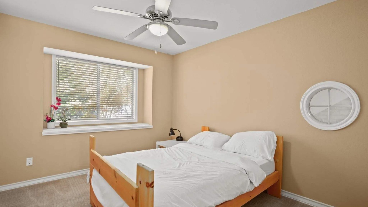 Photo of Bedroom in Lost Creek