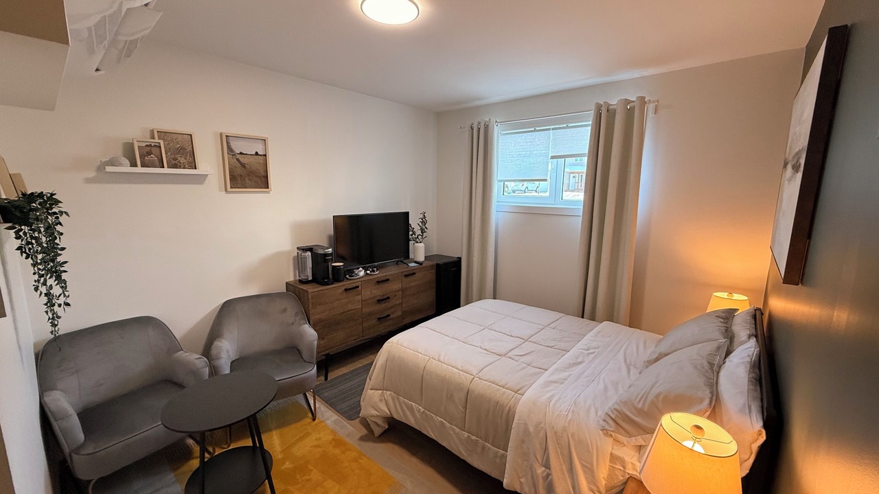 Photo of Bedroom in Winkler