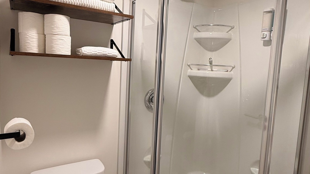 Photo of Bathroom in Winkler