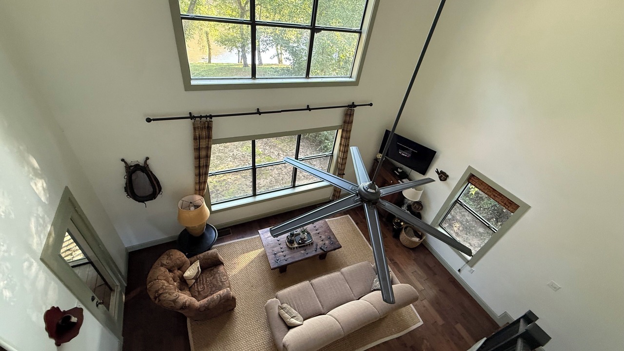 Photo of Livingroom in Boswell