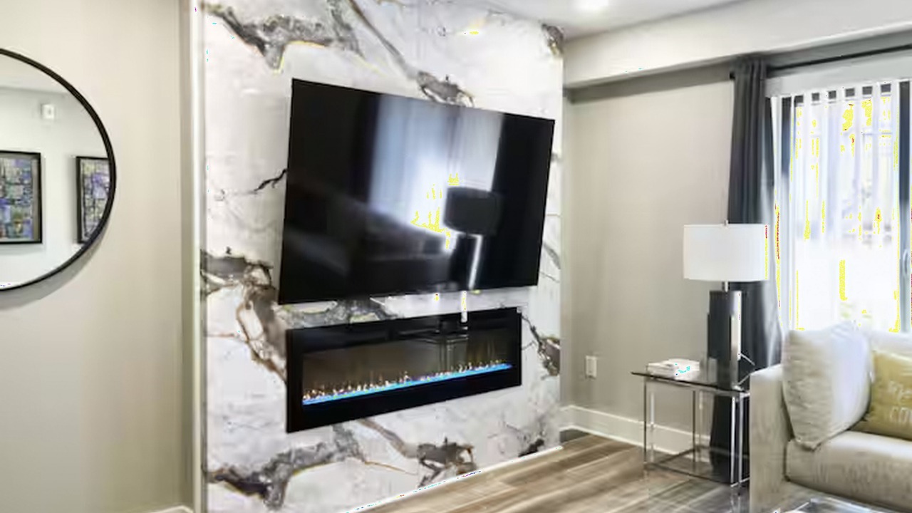 Photo of Livingroom in Tucker