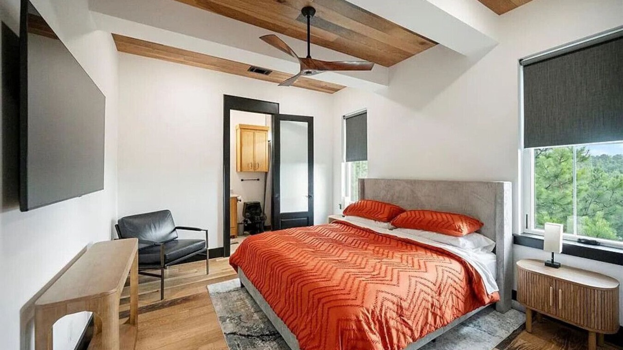 Photo of Bedroom in Broken Bow