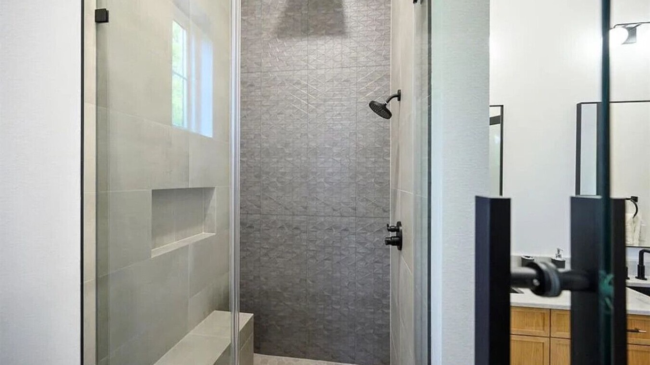 Photo of Bathroom in Broken Bow