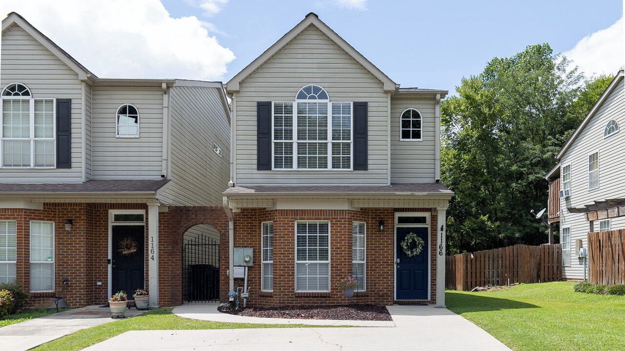 Photo of Outdoor in Pelham
