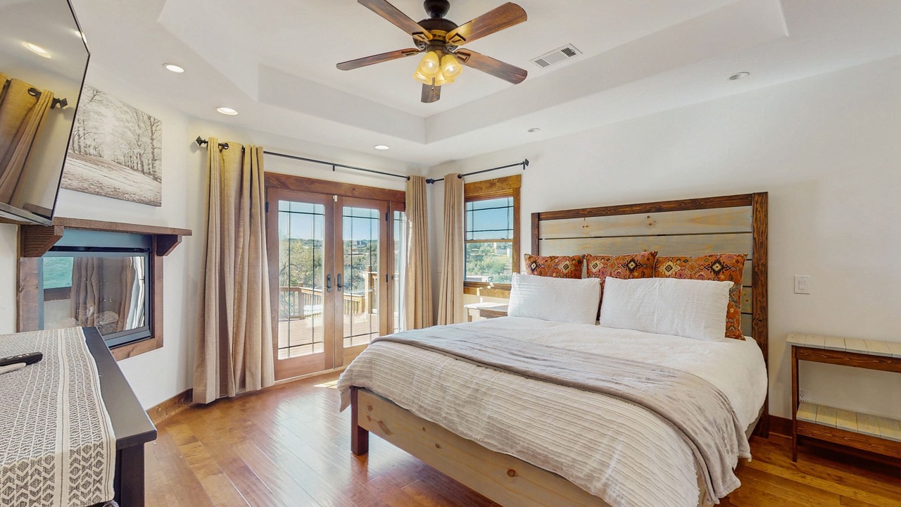 Photo of Bedroom in Spicewood