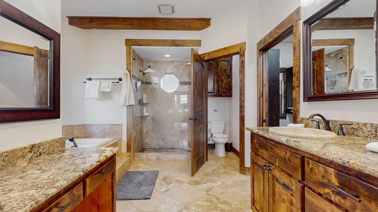 Photo of Bathroom in Spicewood